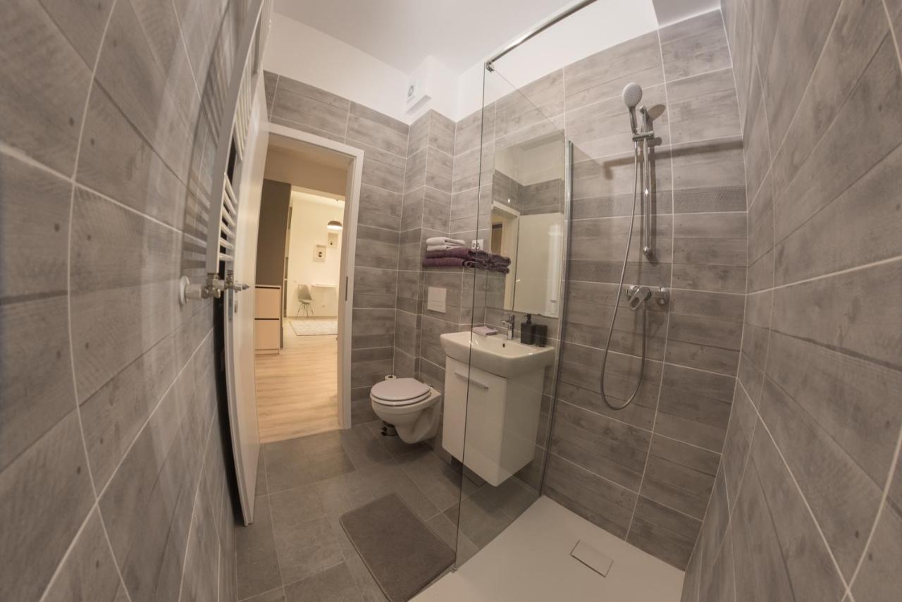 The Chic Minimalist - Apartment Яссы Экстерьер фото